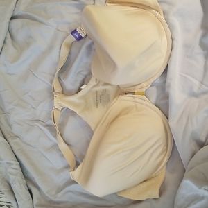 Catherines tshirt front closure bra 52C